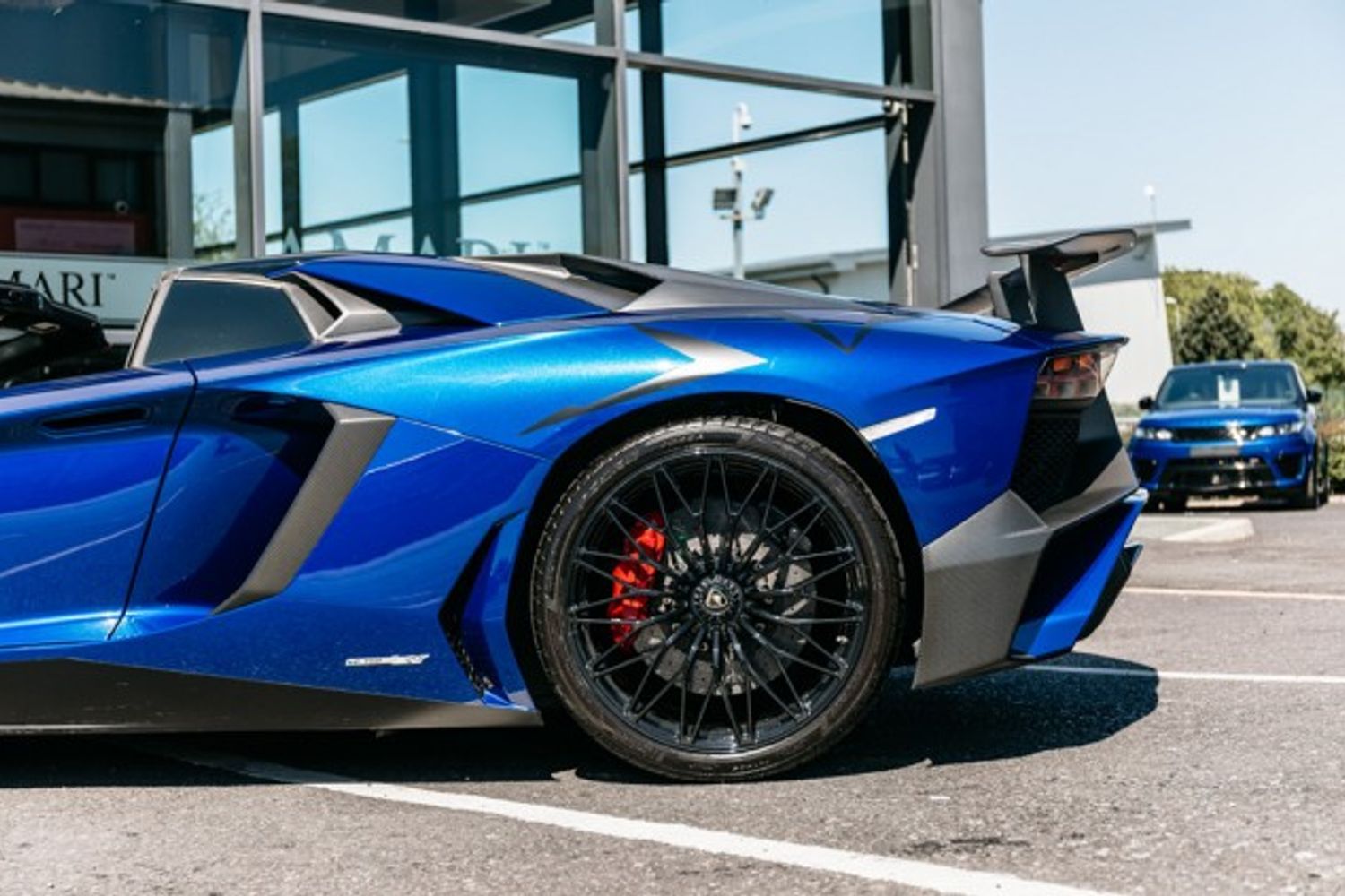 LAMBORGHINI AVENTADOR CONVERTIBLE 6.5 LP 750-4 SUPERVELOCE ROADSTER 2DR SEMI AUTOMATIC