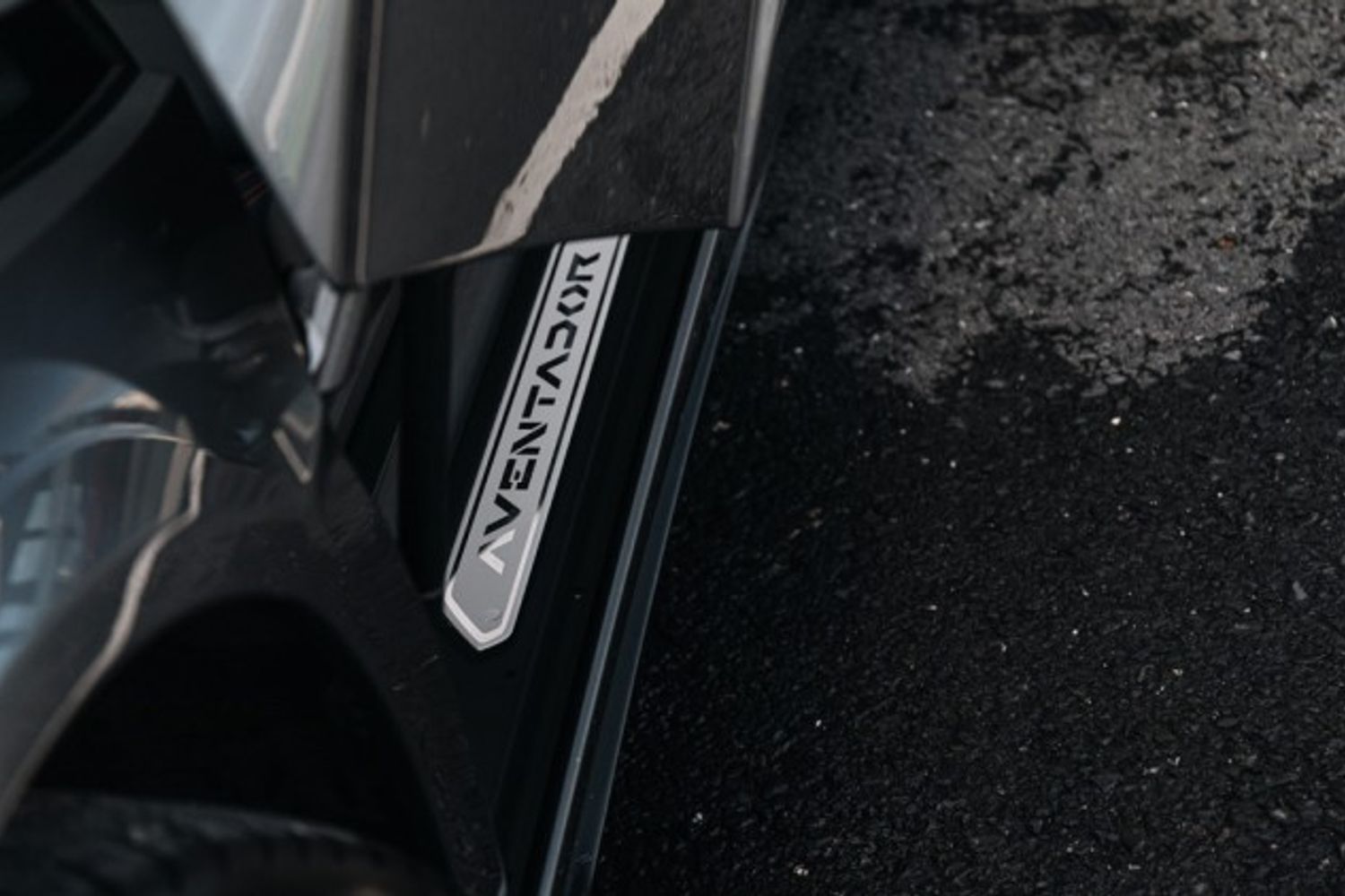 LAMBORGHINI AVENTADOR COUPE 6.5 V12 2DR SEMI AUTOMATIC