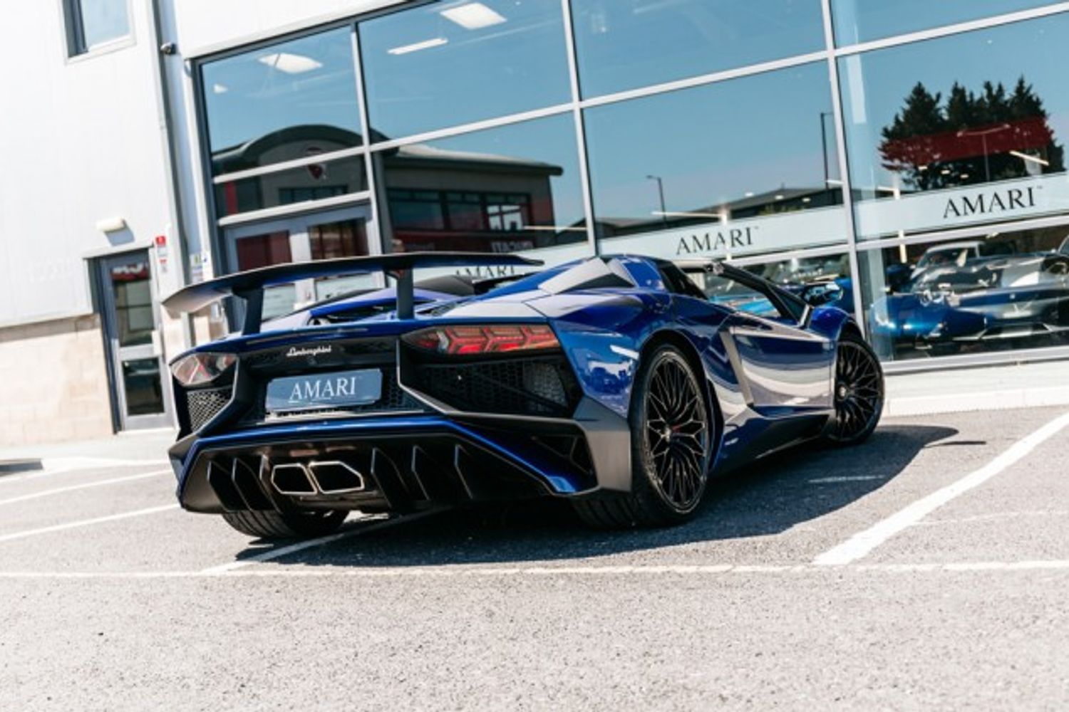 LAMBORGHINI AVENTADOR CONVERTIBLE 6.5 LP 750-4 SUPERVELOCE ROADSTER 2DR SEMI AUTOMATIC