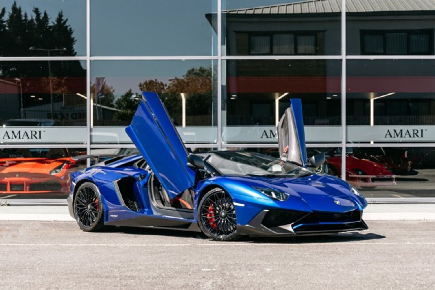 LAMBORGHINI AVENTADOR CONVERTIBLE 6.5 LP 750-4 SUPERVELOCE ROADSTER 2DR SEMI AUTOMATIC
