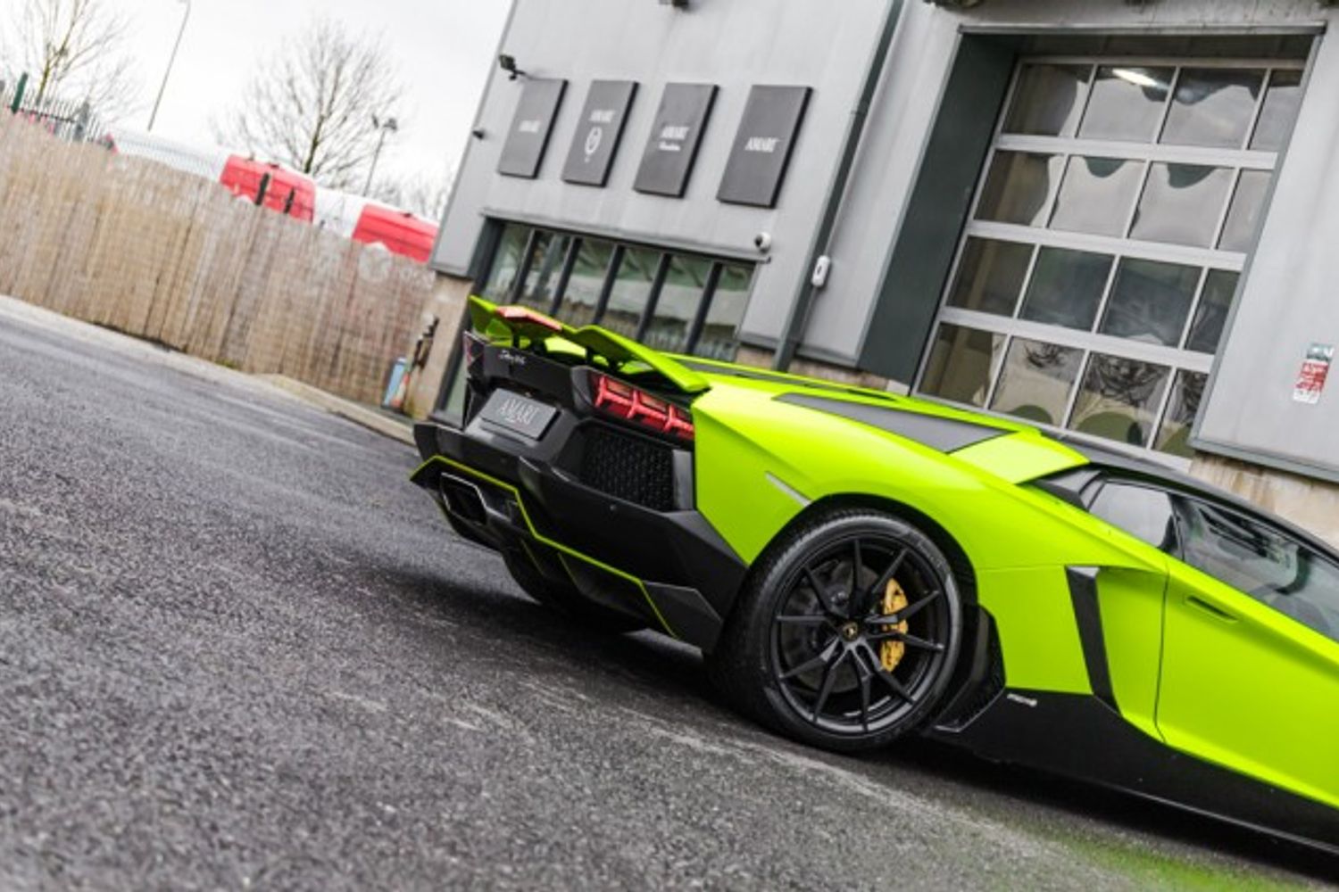 LAMBORGHINI AVENTADOR COUPE 6.5 V12 2DR SEMI AUTOMATIC