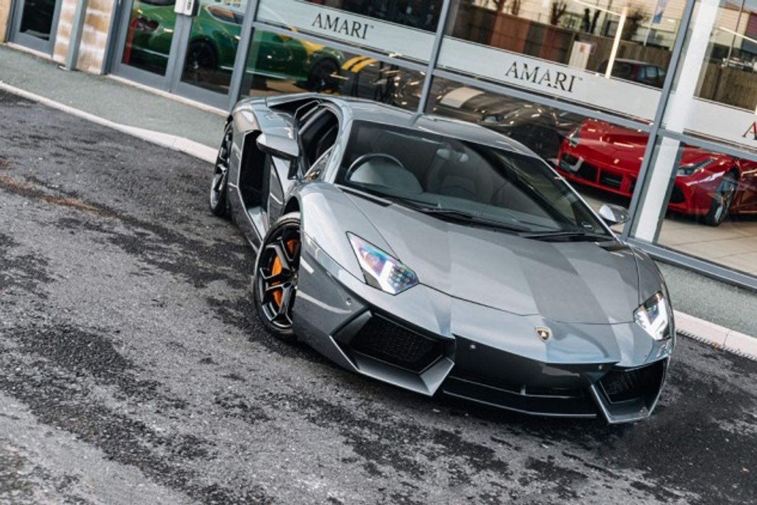 LAMBORGHINI AVENTADOR COUPE 6.5 V12 2DR SEMI AUTOMATIC