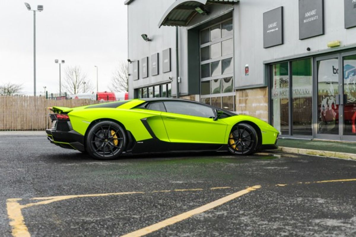 LAMBORGHINI AVENTADOR COUPE 6.5 V12 2DR SEMI AUTOMATIC