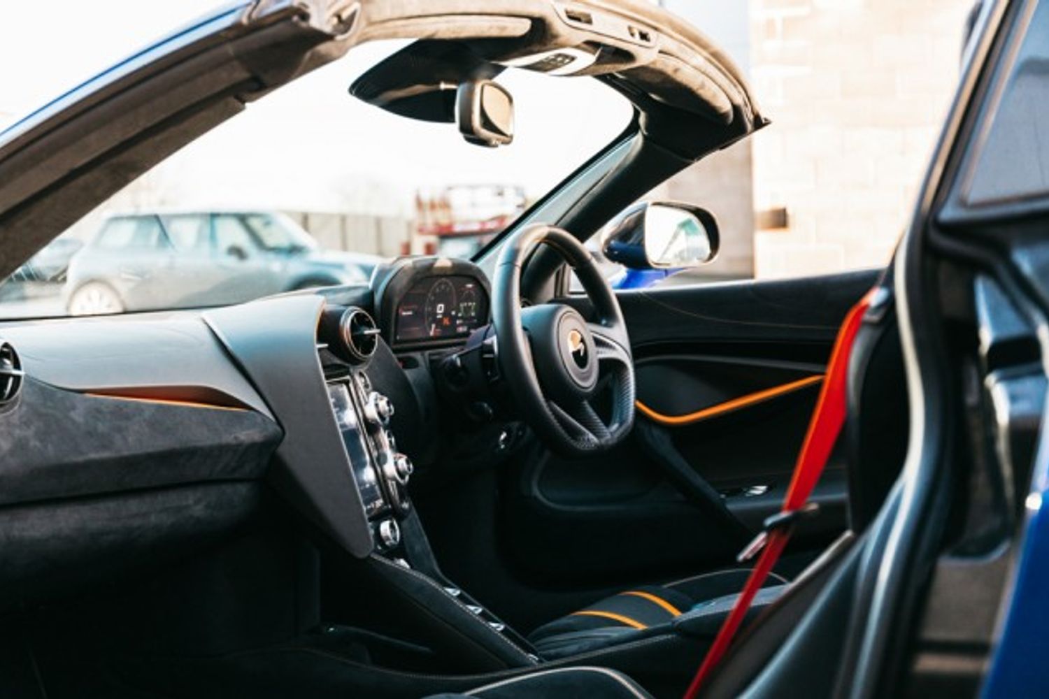 MCLAREN 720S CONVERTIBLE Performance 4.0 V8 SSG 2DR SEMI AUTOMATIC