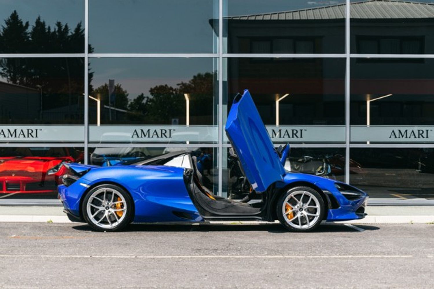MCLAREN 720S CONVERTIBLE Performance 4.0 V8 SSG 2DR SEMI AUTOMATIC