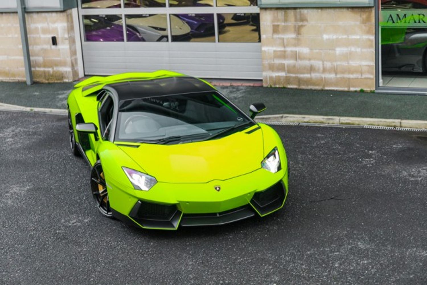 LAMBORGHINI AVENTADOR COUPE 6.5 V12 2DR SEMI AUTOMATIC
