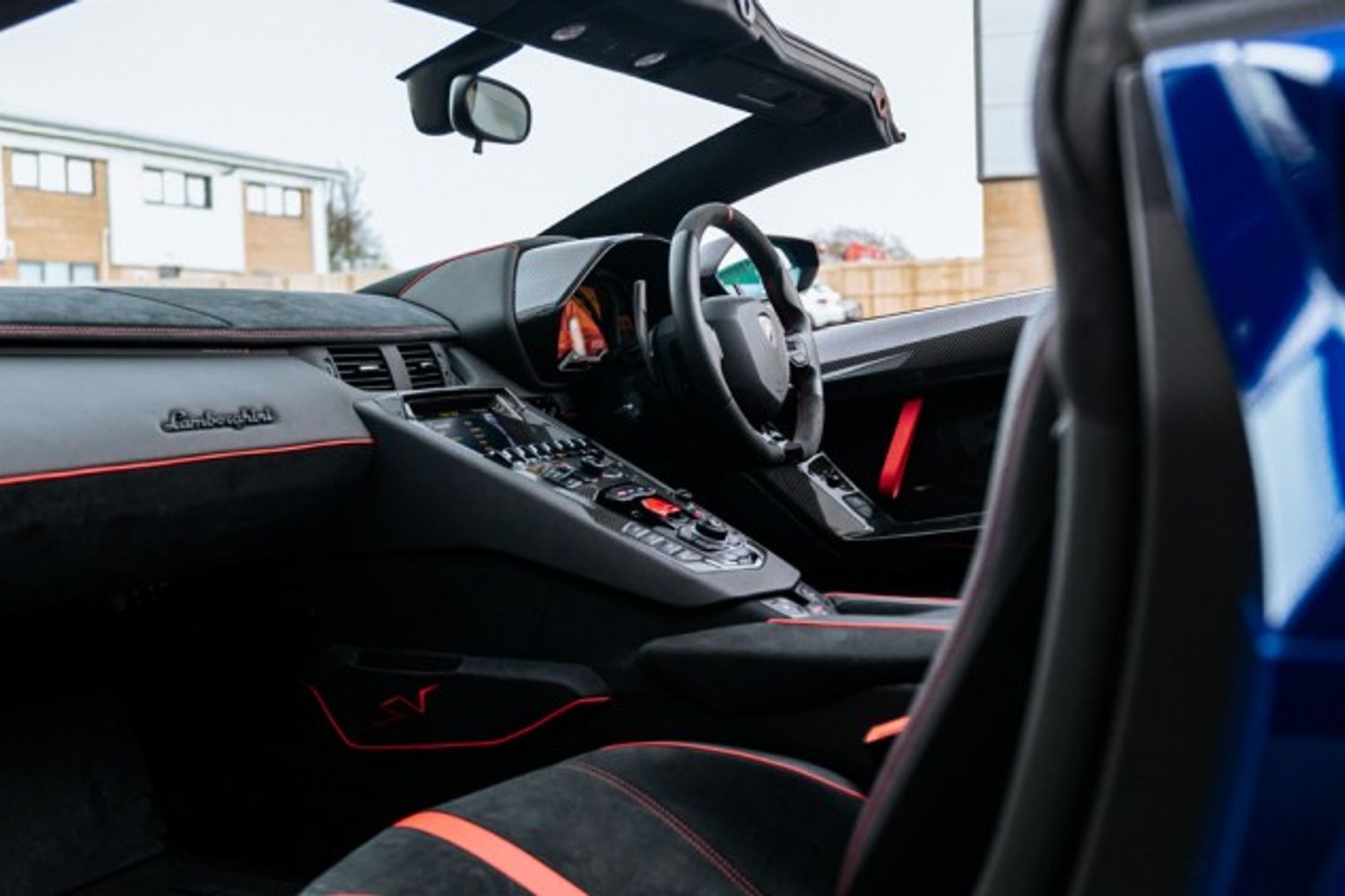 LAMBORGHINI AVENTADOR CONVERTIBLE 6.5 LP 750-4 SUPERVELOCE ROADSTER 2DR SEMI AUTOMATIC