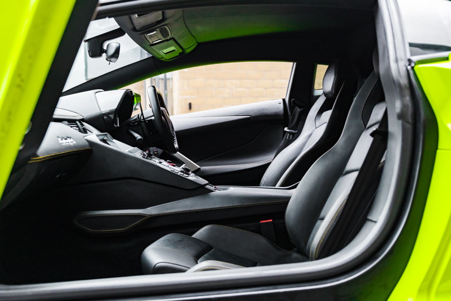 LAMBORGHINI AVENTADOR COUPE 6.5 V12 2DR SEMI AUTOMATIC