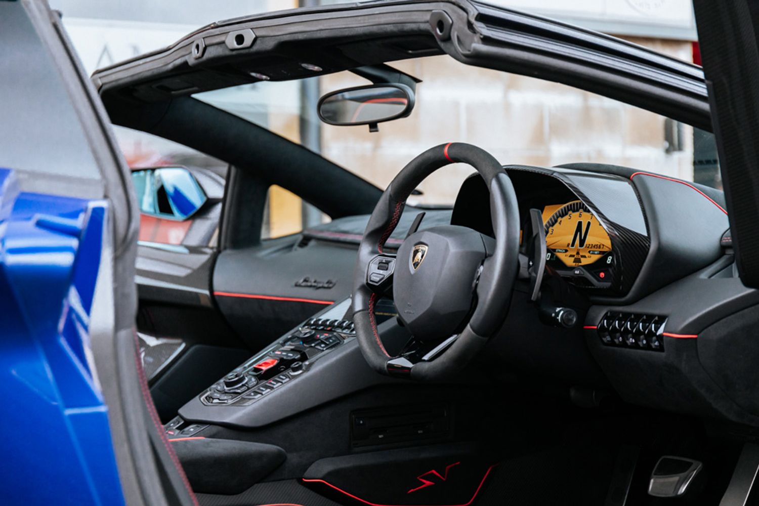 LAMBORGHINI AVENTADOR CONVERTIBLE 6.5 LP 750-4 SUPERVELOCE ROADSTER 2DR SEMI AUTOMATIC