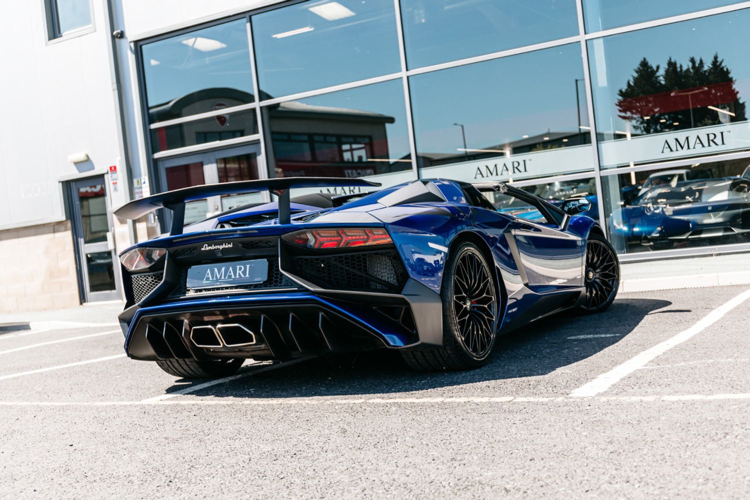 LAMBORGHINI AVENTADOR CONVERTIBLE 6.5 LP 750-4 SUPERVELOCE ROADSTER 2DR SEMI AUTOMATIC