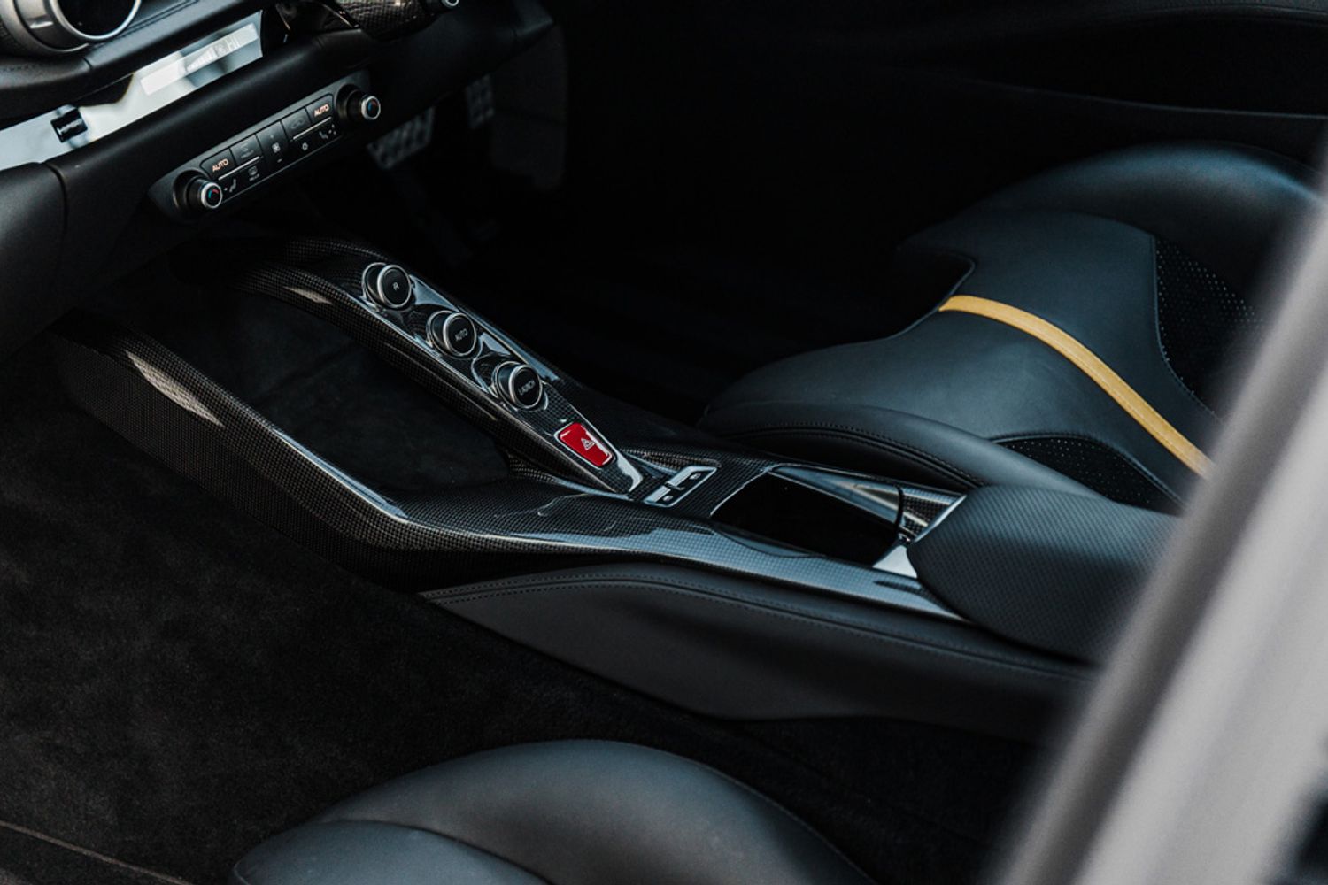 FERRARI 812 SUPERFAST COUPE 6.5 BCE 2DR SEMI AUTOMATIC