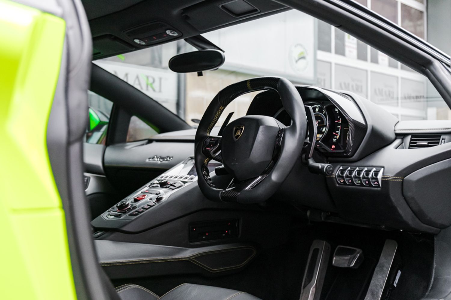 LAMBORGHINI AVENTADOR COUPE 6.5 V12 2DR SEMI AUTOMATIC