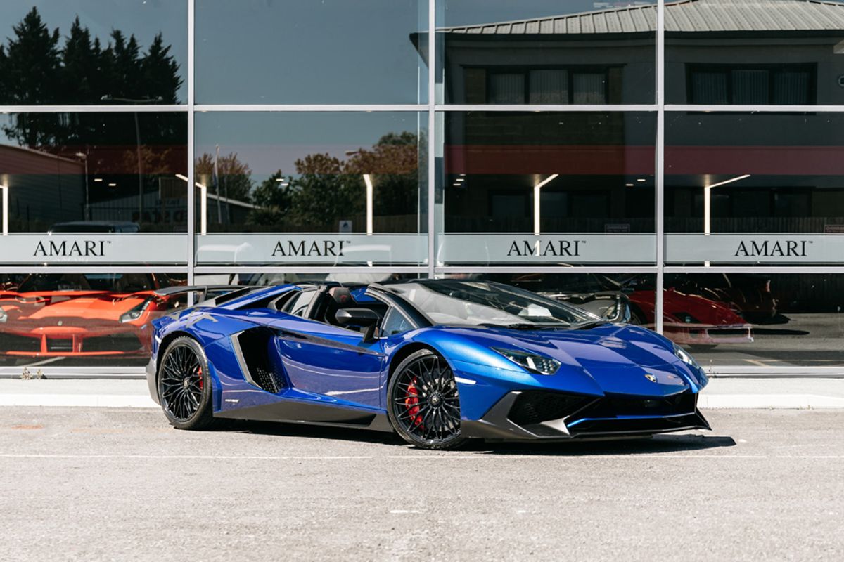 LAMBORGHINI AVENTADOR CONVERTIBLE 6.5 LP 750-4 SUPERVELOCE ROADSTER 2DR SEMI AUTOMATIC