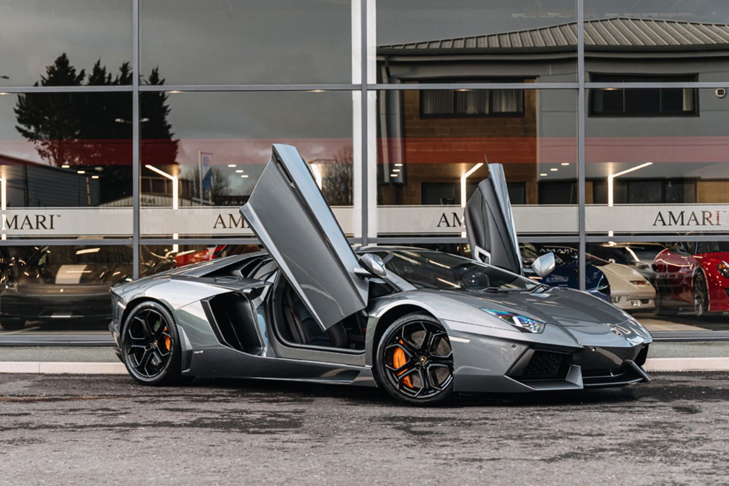 LAMBORGHINI AVENTADOR COUPE 6.5 V12 2DR SEMI AUTOMATIC