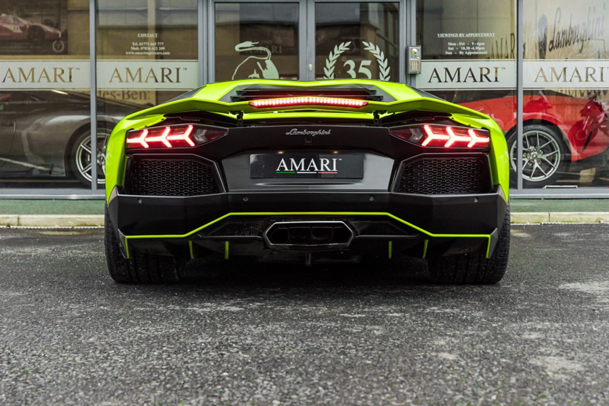 LAMBORGHINI AVENTADOR COUPE 6.5 V12 2DR SEMI AUTOMATIC