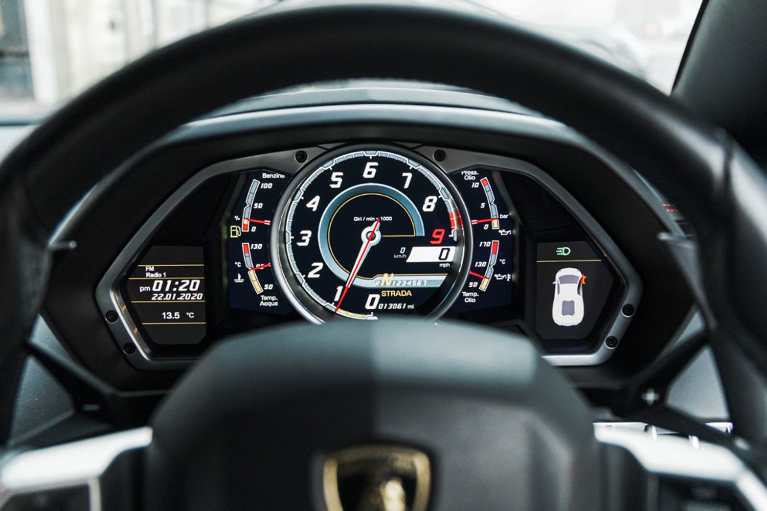 LAMBORGHINI AVENTADOR COUPE 6.5 V12 2DR SEMI AUTOMATIC