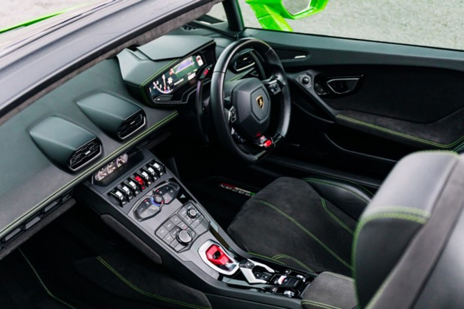 LAMBORGHINI HURACAN CONVERTIBLE 5.2 LP 610-4 SPYDER 2DR SEMI AUTOMATIC