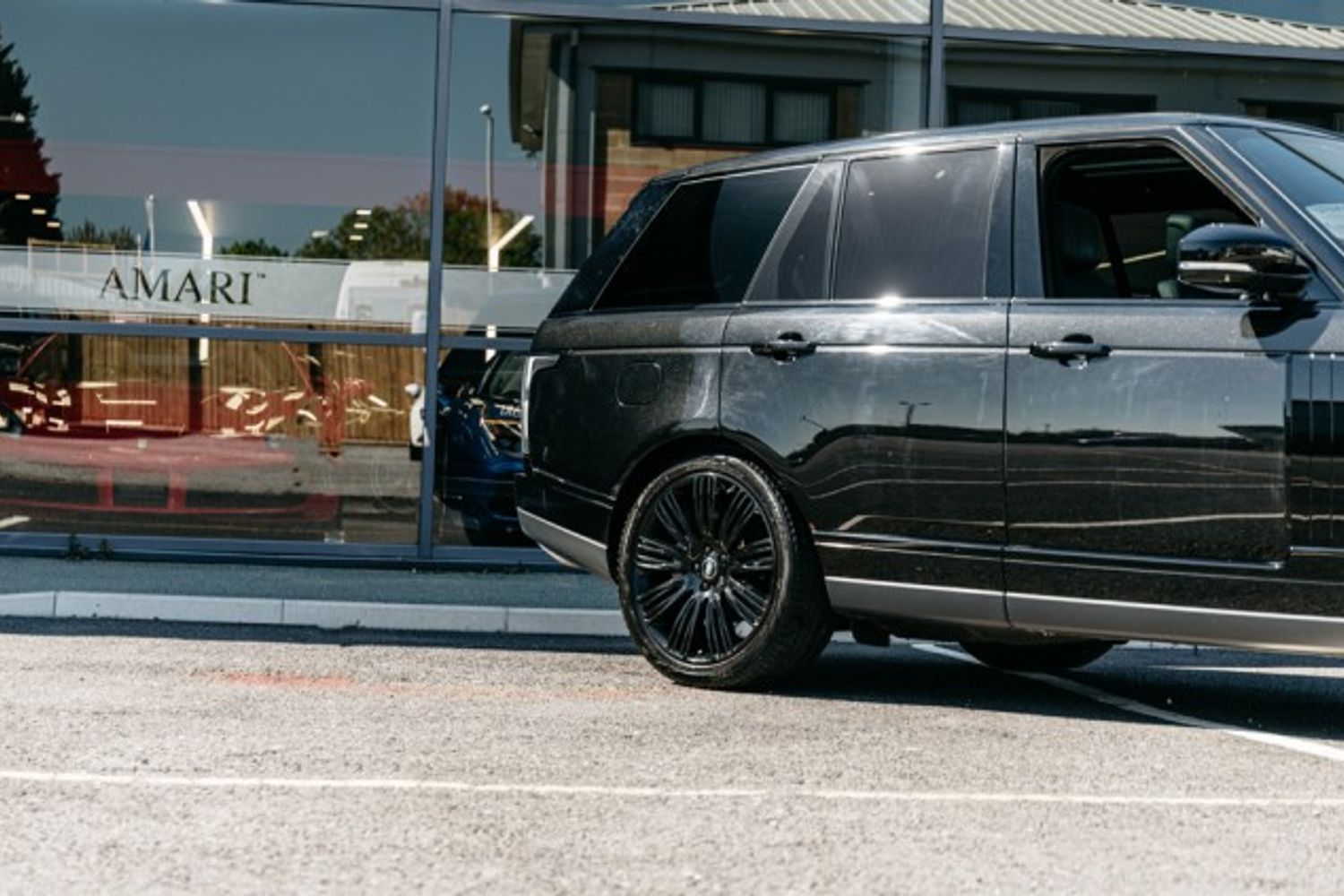 LAND ROVER RANGE ROVER DIESEL ESTATE 3.0 TDV6 VOGUE 5DR AUTOMATIC