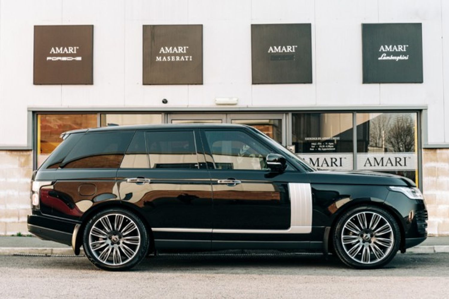 LAND ROVER RANGE ROVER DIESEL ESTATE 3.0 SDV6 AUTOBIOGRAPHY 5DR AUTOMATIC