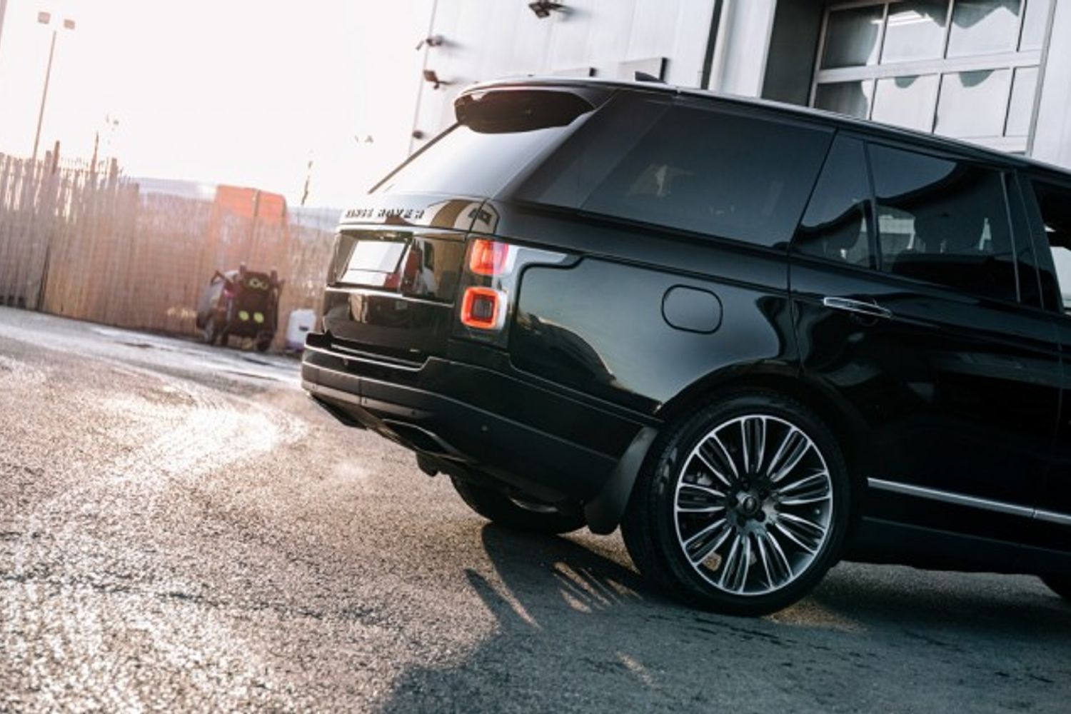 LAND ROVER RANGE ROVER DIESEL ESTATE 3.0 SDV6 AUTOBIOGRAPHY 5DR AUTOMATIC