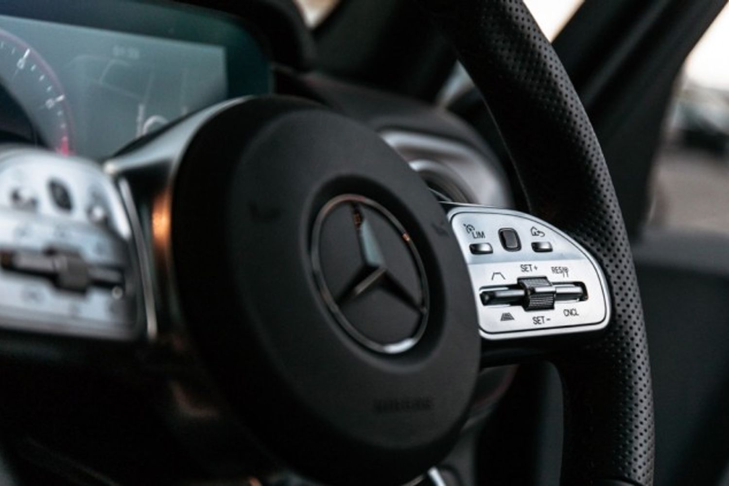 MERCEDES-BENZ G-CLASS ESTATE 4.0 AMG G 63 4MATIC EDITION 1 5DR AUTOMATIC