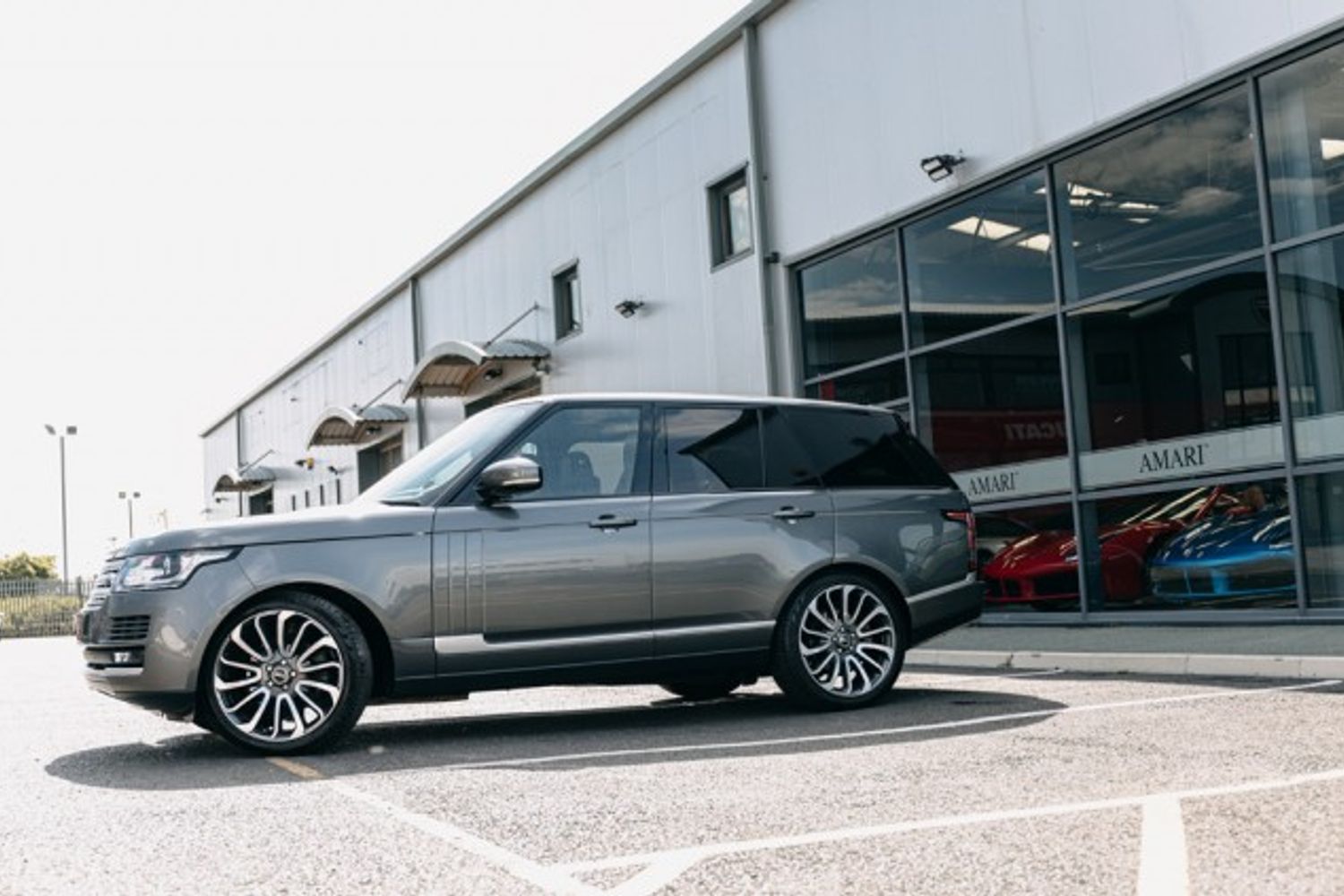 LAND ROVER RANGE ROVER DIESEL ESTATE 3.0 TDV6 VOGUE 5DR AUTOMATIC