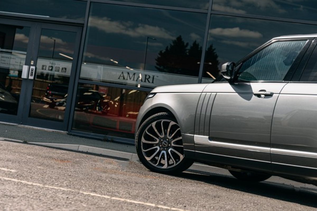 LAND ROVER RANGE ROVER DIESEL ESTATE 3.0 TDV6 VOGUE 5DR AUTOMATIC
