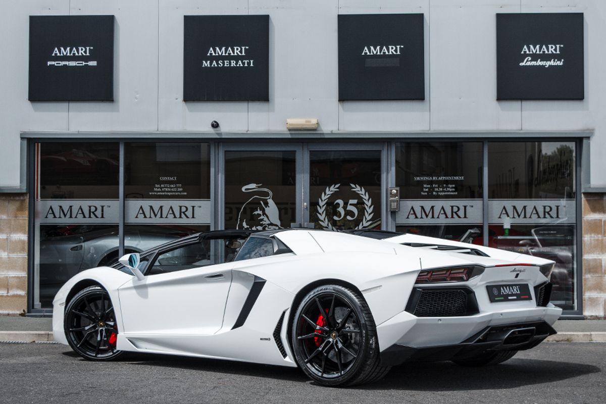 LAMBORGHINI AVENTADOR CONVERTIBLE 6.5 LP 700-4 ROADSTER 2DR SEMI AUTOMATIC