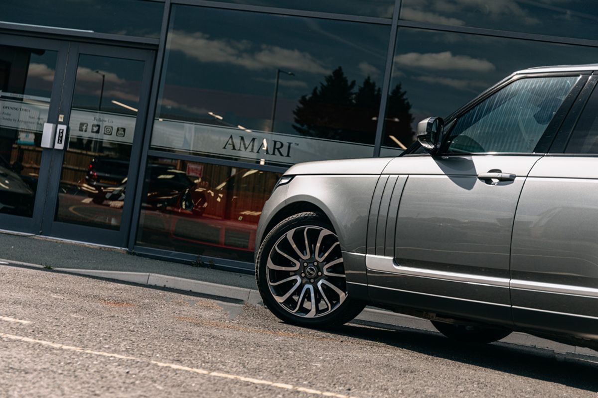 LAND ROVER RANGE ROVER DIESEL ESTATE 3.0 TDV6 VOGUE 5DR AUTOMATIC
