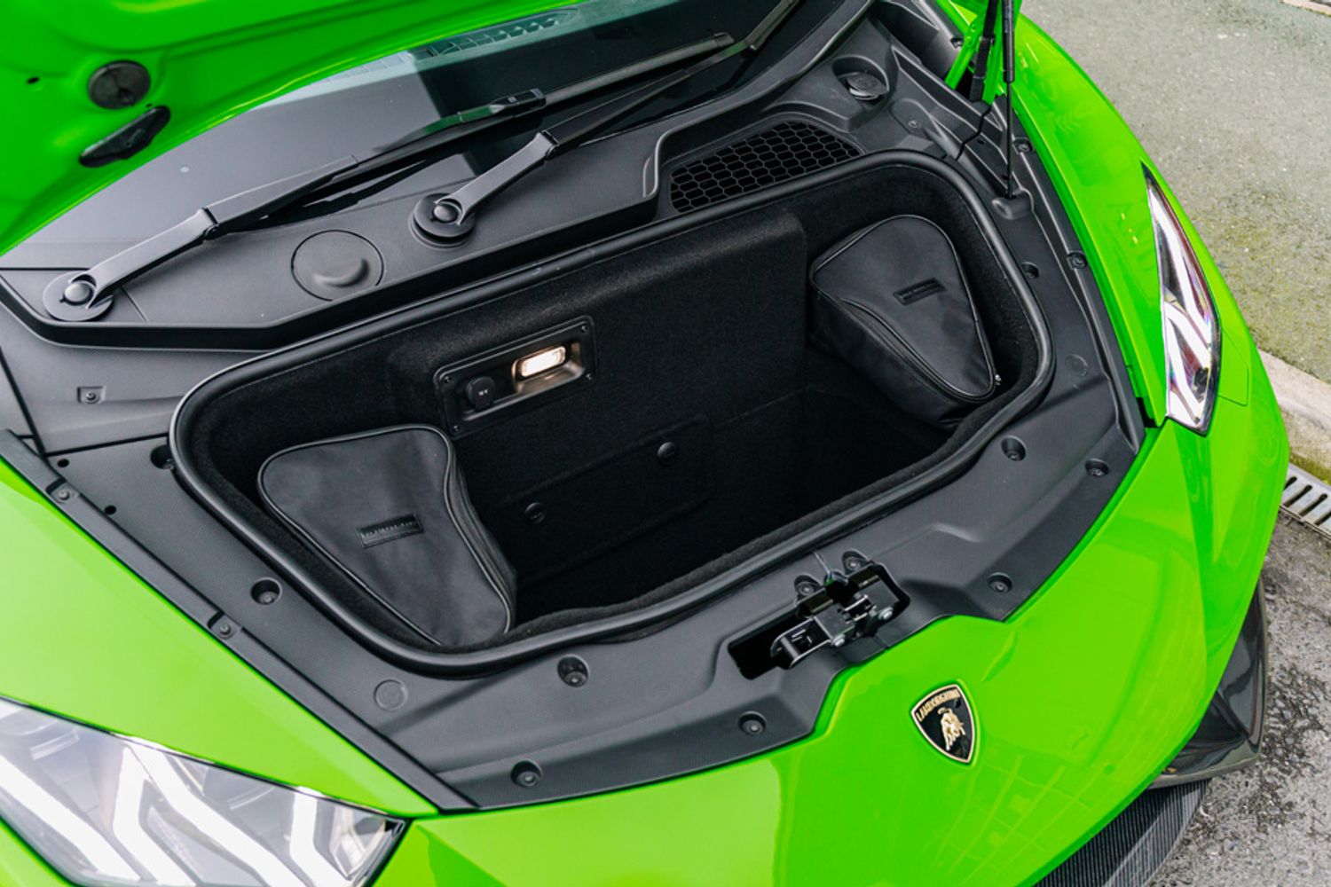 LAMBORGHINI HURACAN CONVERTIBLE 5.2 LP 610-4 SPYDER 2DR SEMI AUTOMATIC