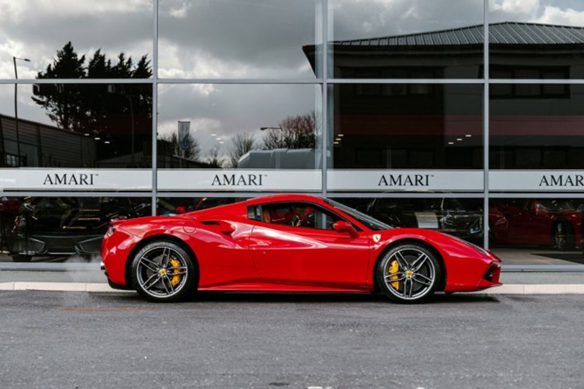 FERRARI 488 CONVERTIBLE 3.9 SPIDER 2DR SEMI AUTOMATIC