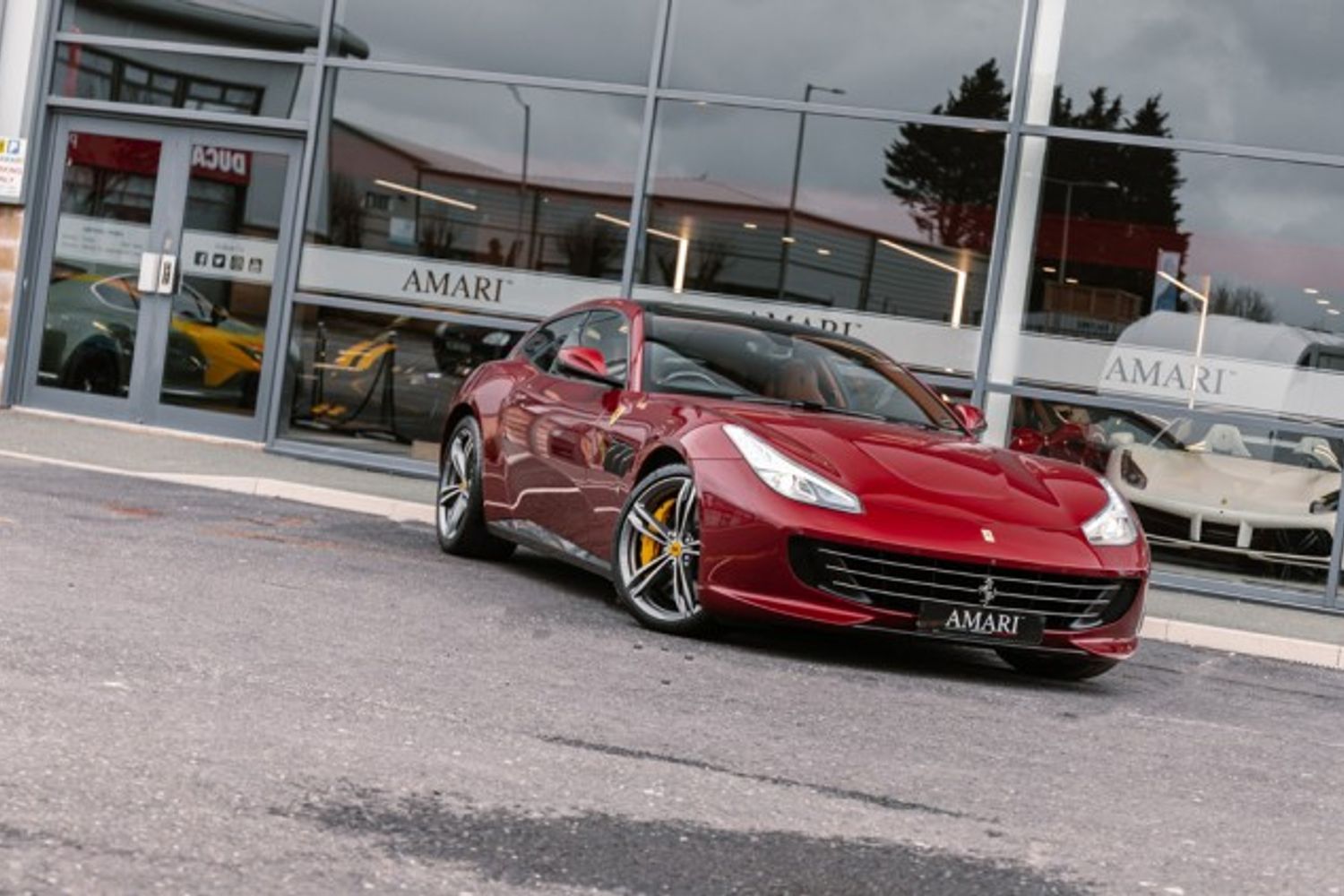 FERRARI GTC4LUSSO HATCHBACK 6.3 V12 3DR SEMI AUTOMATIC
