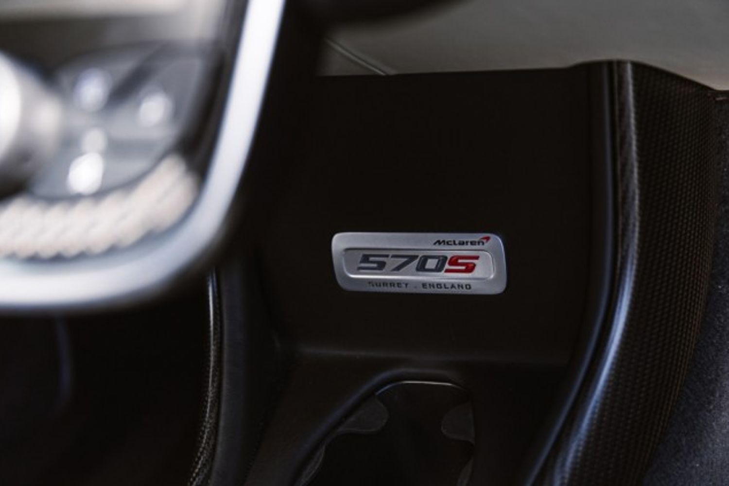 MCLAREN 570 CONVERTIBLE 3.8 V8 SSG 2DR SEMI AUTOMATIC