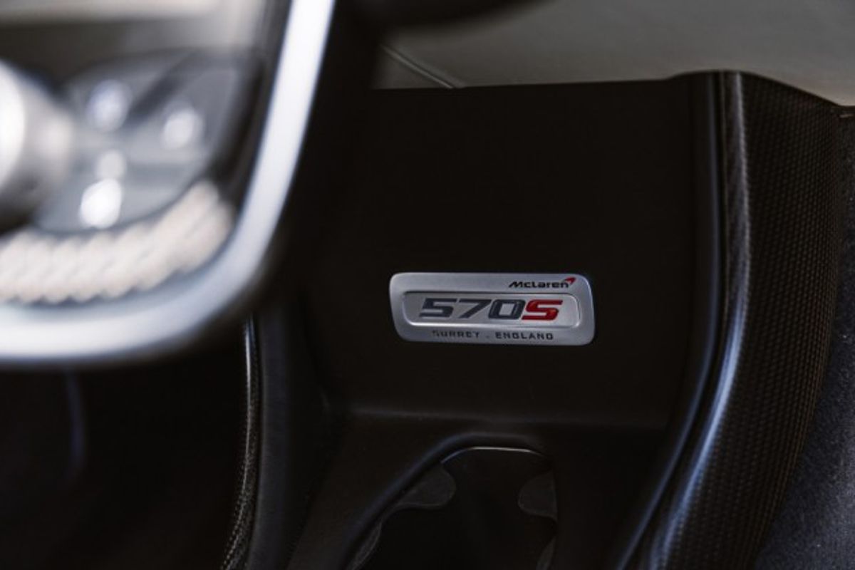 MCLAREN 570 CONVERTIBLE 3.8 V8 SSG 2DR SEMI AUTOMATIC