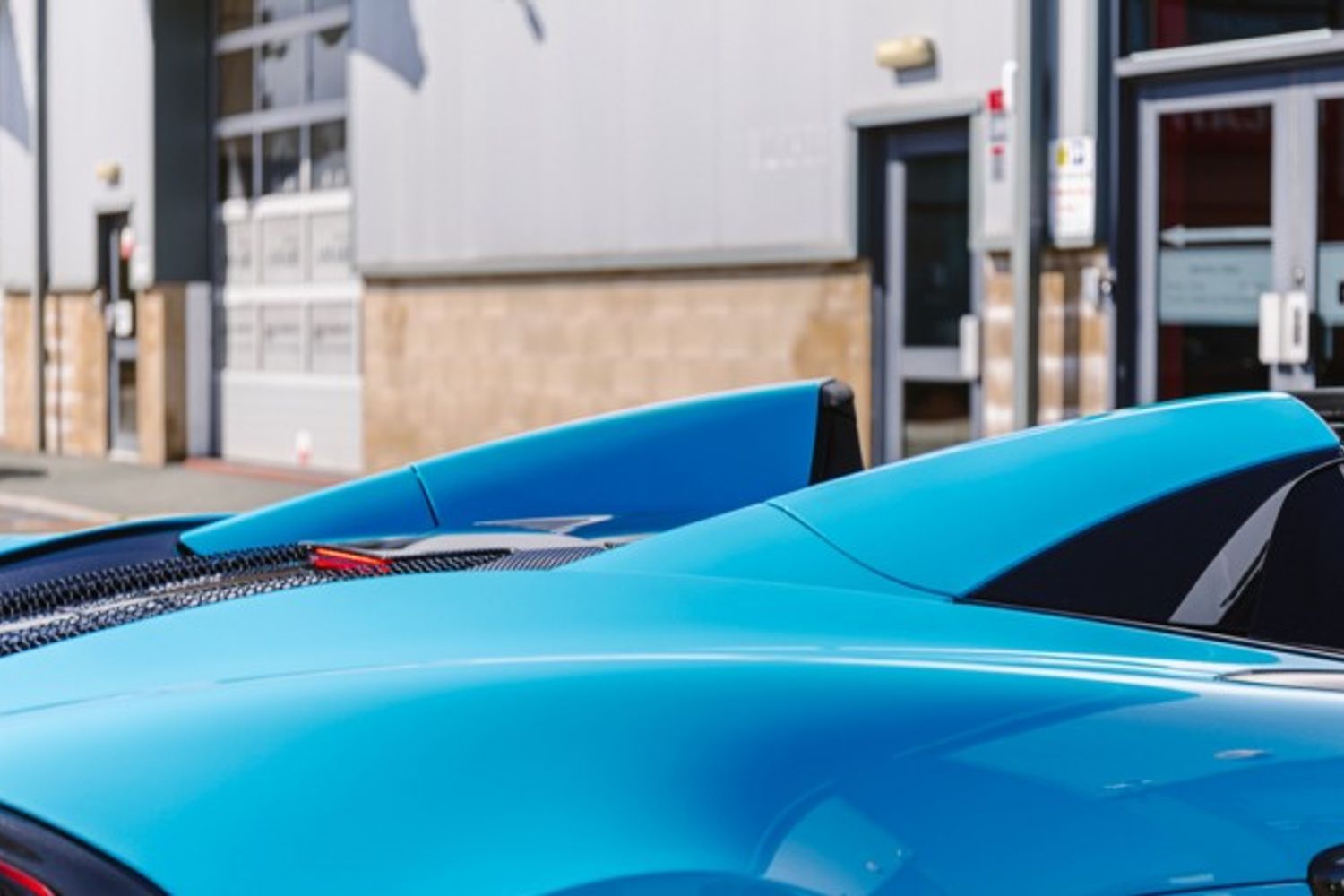 MCLAREN 570 CONVERTIBLE 3.8 V8 SSG 2DR SEMI AUTOMATIC