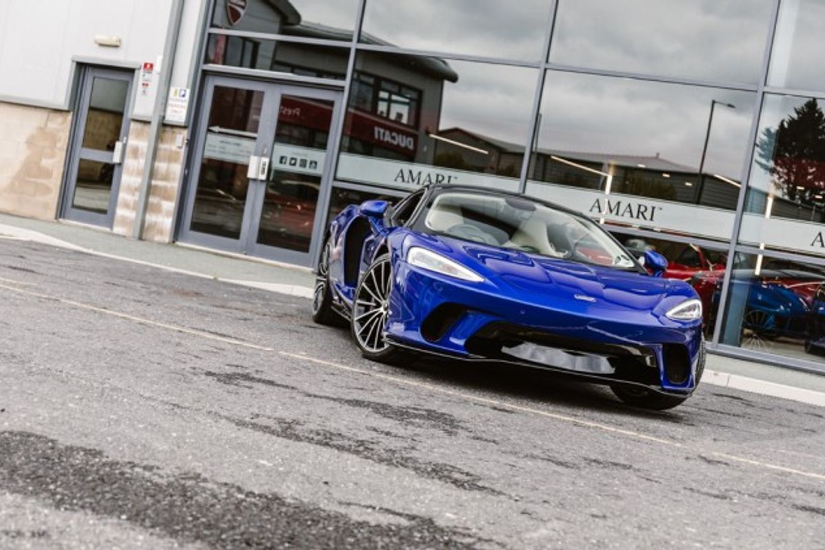 MCLAREN GT COUPE 4.0 V8 SSG 2DR SEMI AUTOMATIC