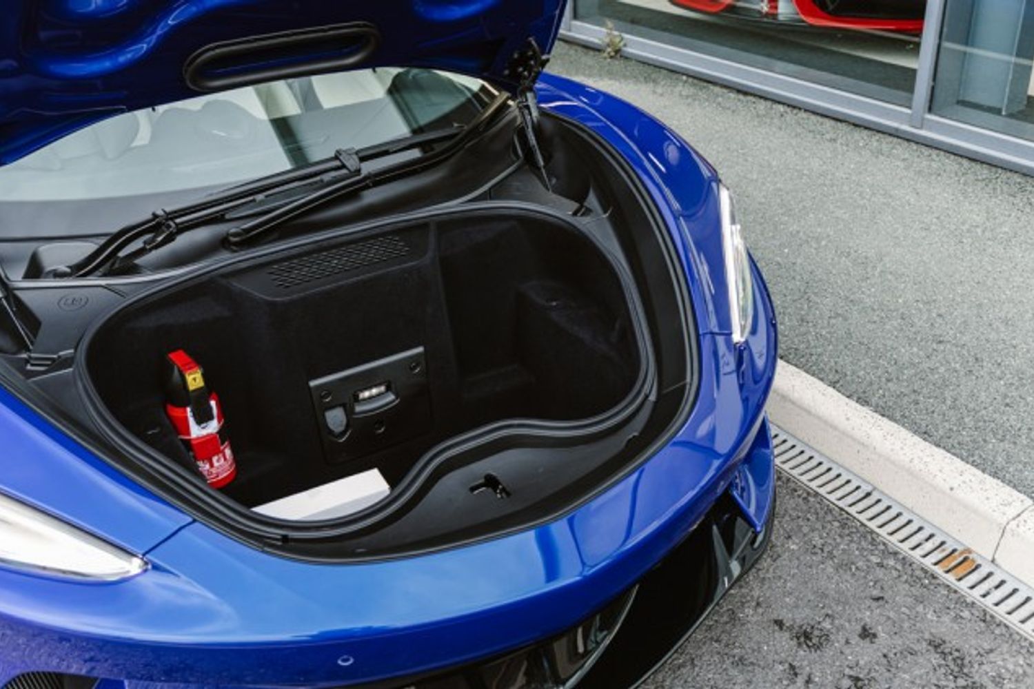 MCLAREN GT COUPE 4.0 V8 SSG 2DR SEMI AUTOMATIC