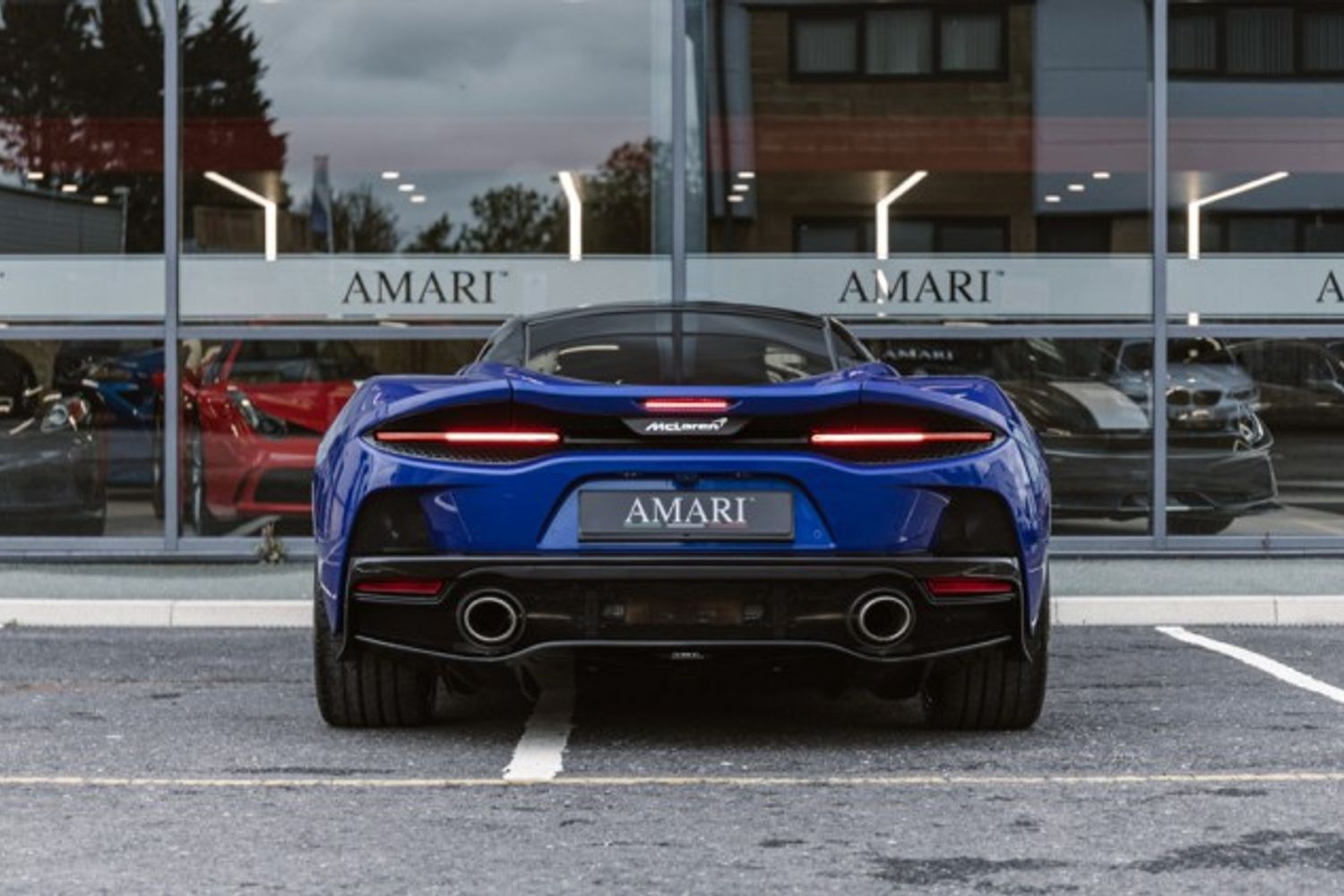 MCLAREN GT COUPE 4.0 V8 SSG 2DR SEMI AUTOMATIC