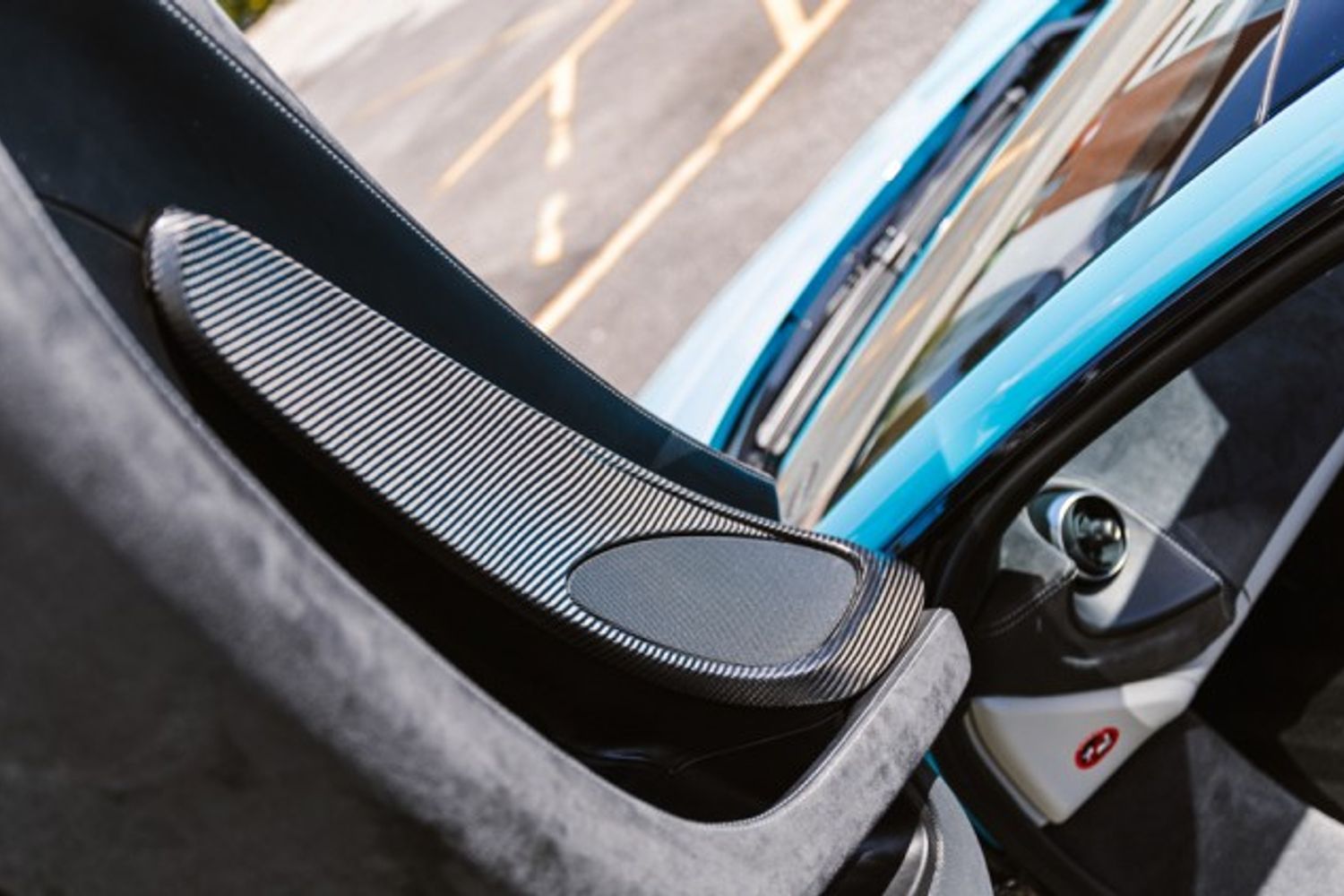 MCLAREN 570 CONVERTIBLE 3.8 V8 SSG 2DR SEMI AUTOMATIC