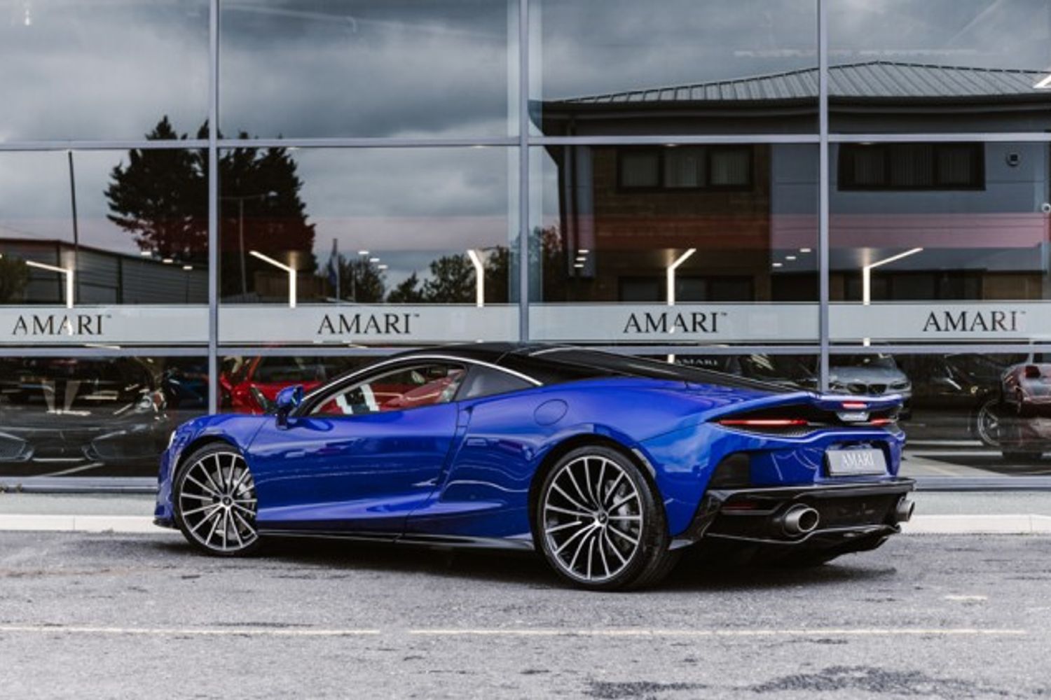 MCLAREN GT COUPE 4.0 V8 SSG 2DR SEMI AUTOMATIC