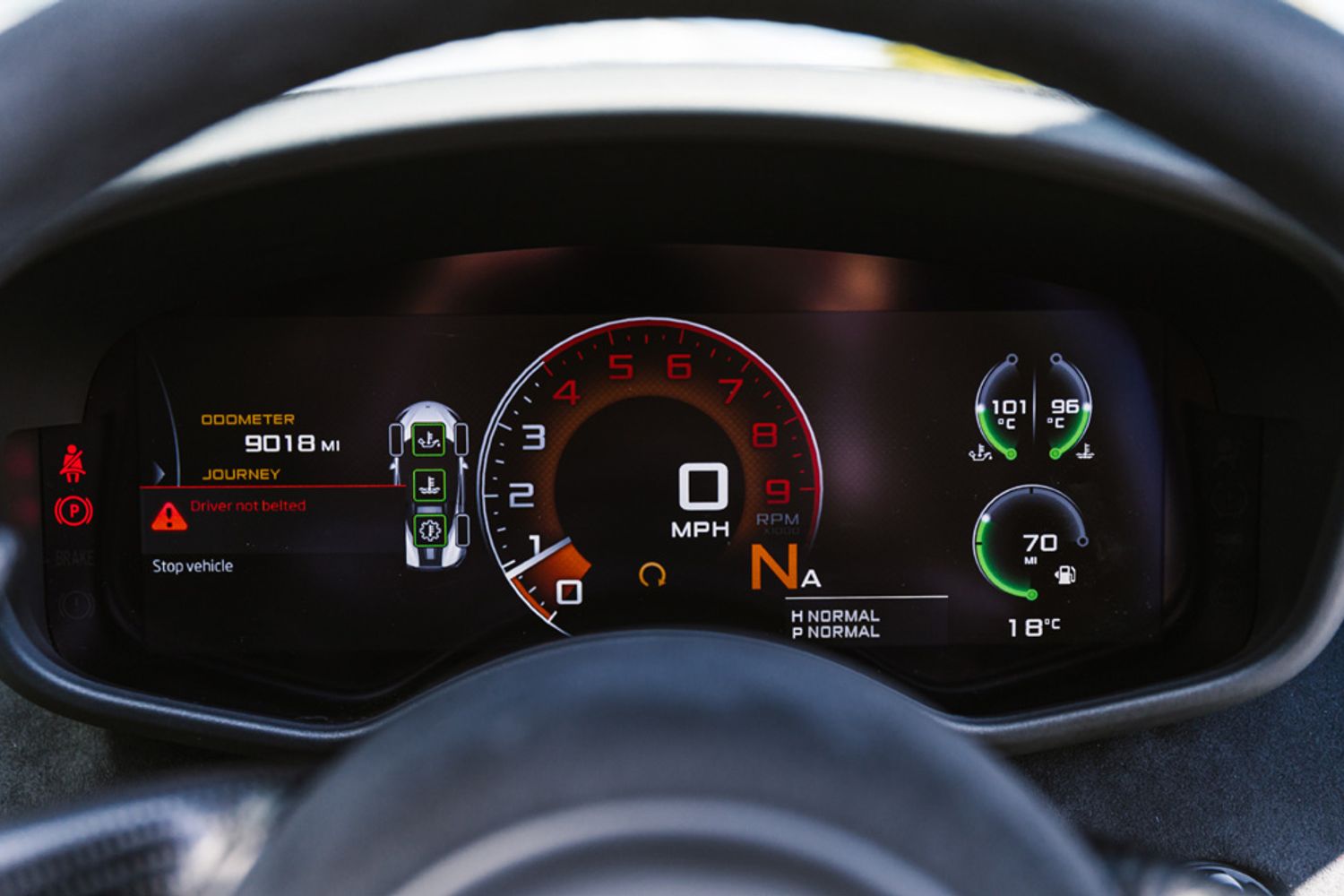 MCLAREN 570 CONVERTIBLE 3.8 V8 SSG 2DR SEMI AUTOMATIC