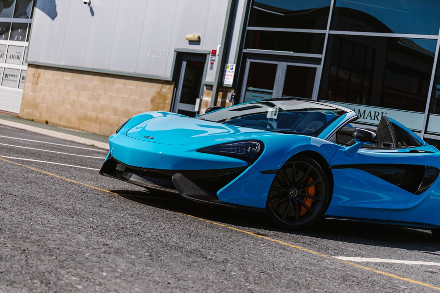 MCLAREN 570 CONVERTIBLE 3.8 V8 SSG 2DR SEMI AUTOMATIC