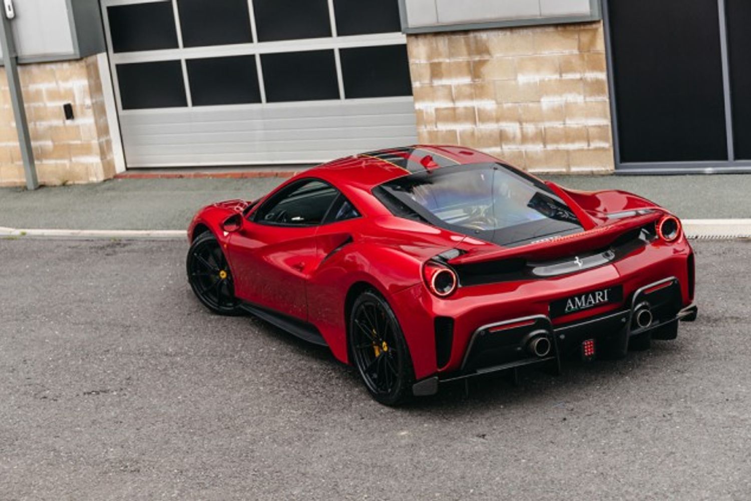 FERRARI 488 PISTA VS COUPE 3.9 VS 2DR SEMI AUTOMATIC