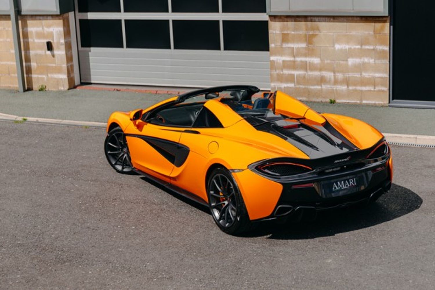 MCLAREN 570S V8 SSG CONVERTIBLE 3.8 V8 SSG 2DR SEMI AUTOMATIC