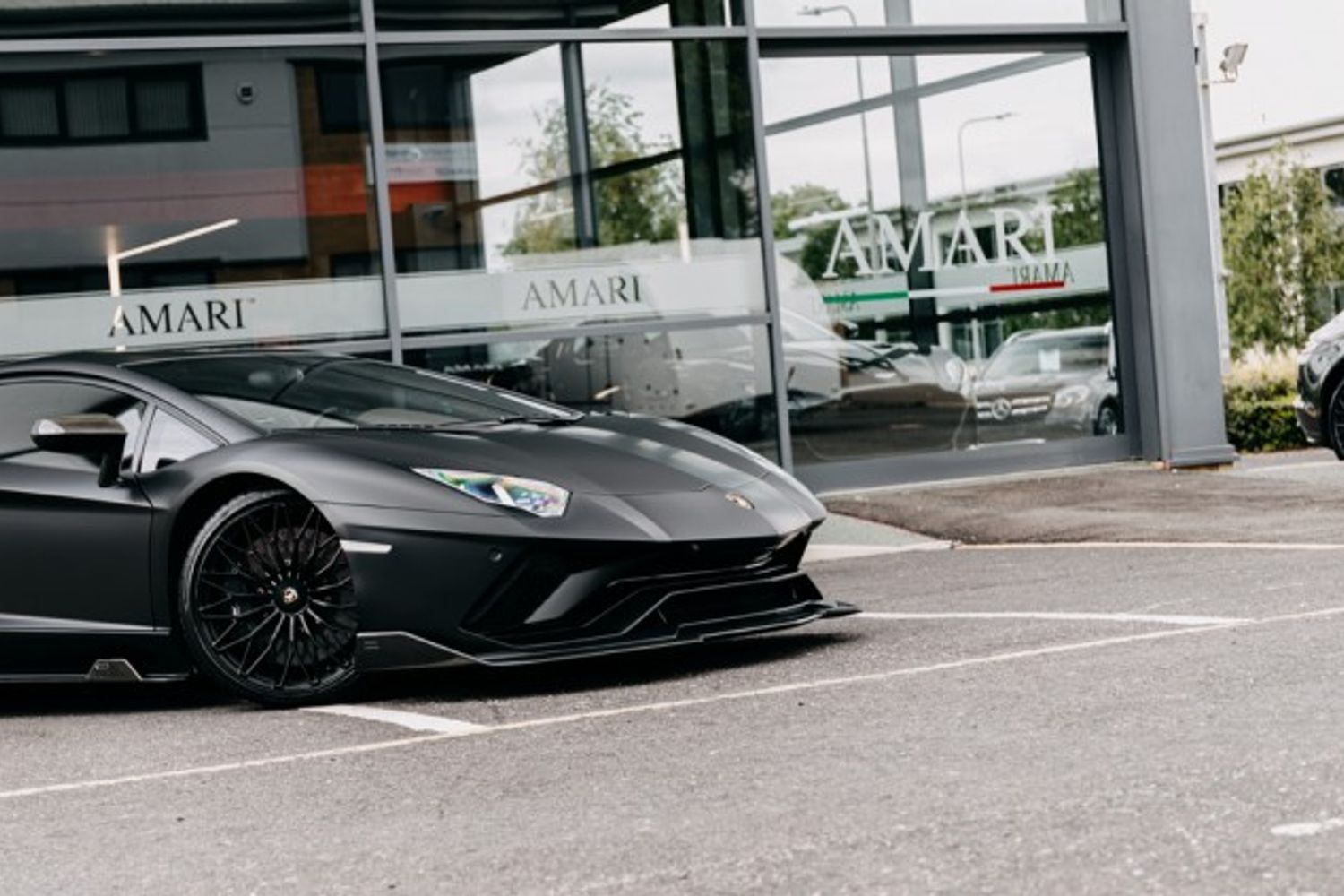 LAMBORGHINI AVENTADOR COUPE 6.5 LP 740-4 S 2DR SEMI AUTOMATIC