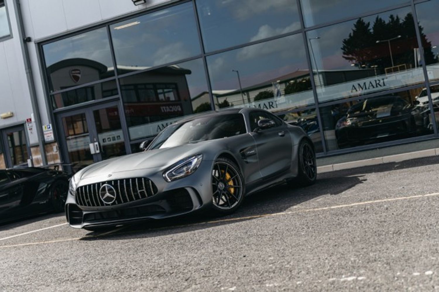 Mercedes-Benz AMG GT R Premium 4.0 2dr Auto