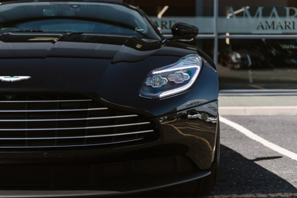 ASTON MARTIN DB11 COUPE 5.2 V12 2DR AUTOMATIC