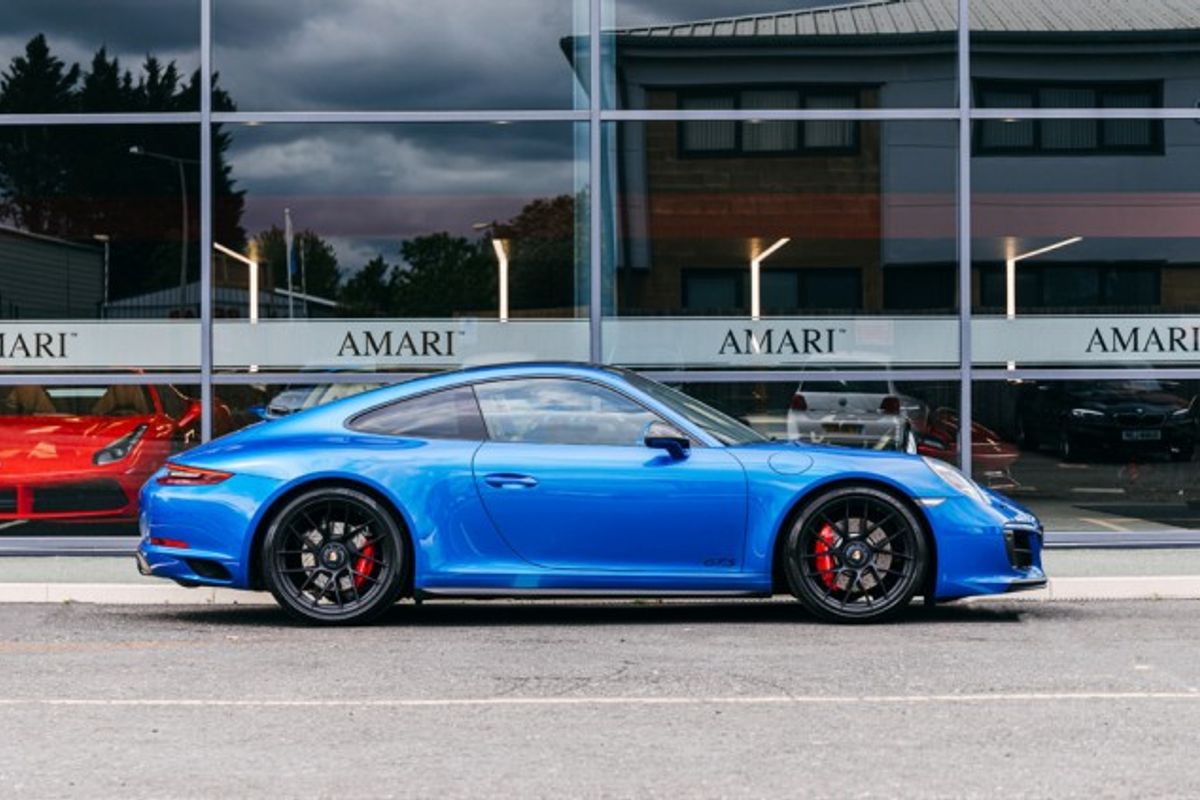 PORSCHE 911 COUPE 3.0 CARRERA GTS 2DR