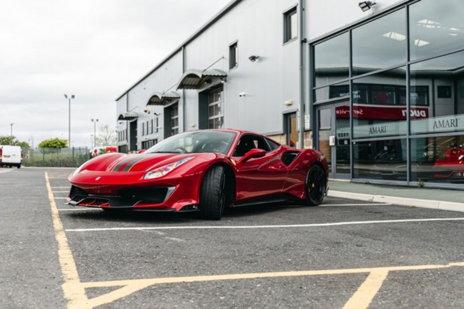 FERRARI 488 PISTA VS COUPE 3.9 VS 2DR SEMI AUTOMATIC