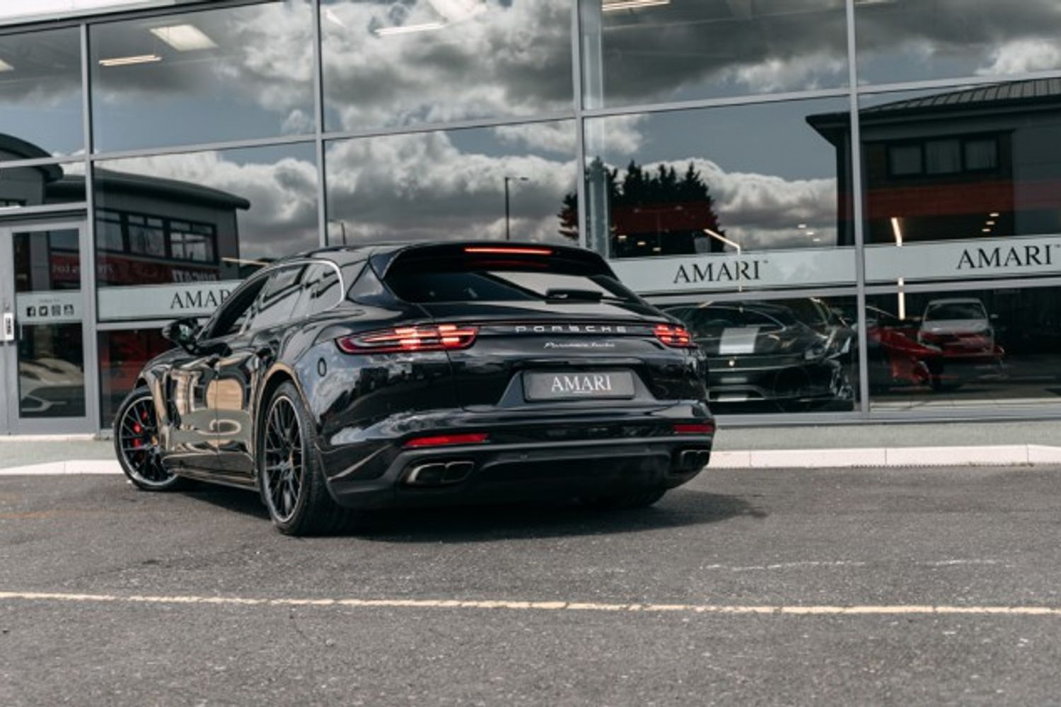 PORSCHE PANAMERA ESTATE 4.0 TURBO SPORT TURISMO PDK 5DR SEMI AUTOMATIC